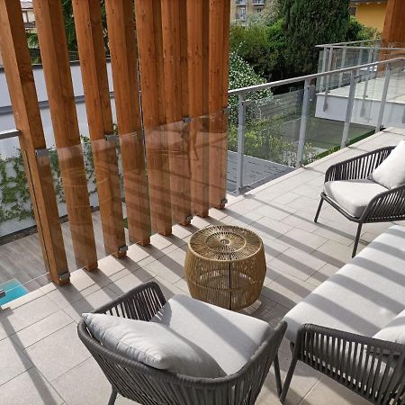 Lake Dream Apartment With Pool In バルドリーノ エクステリア 写真