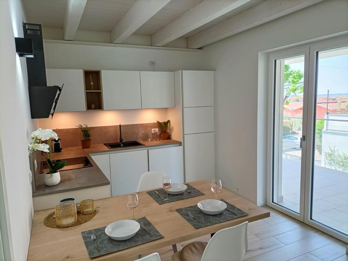 Lake Dream Apartment With Pool In バルドリーノ エクステリア 写真