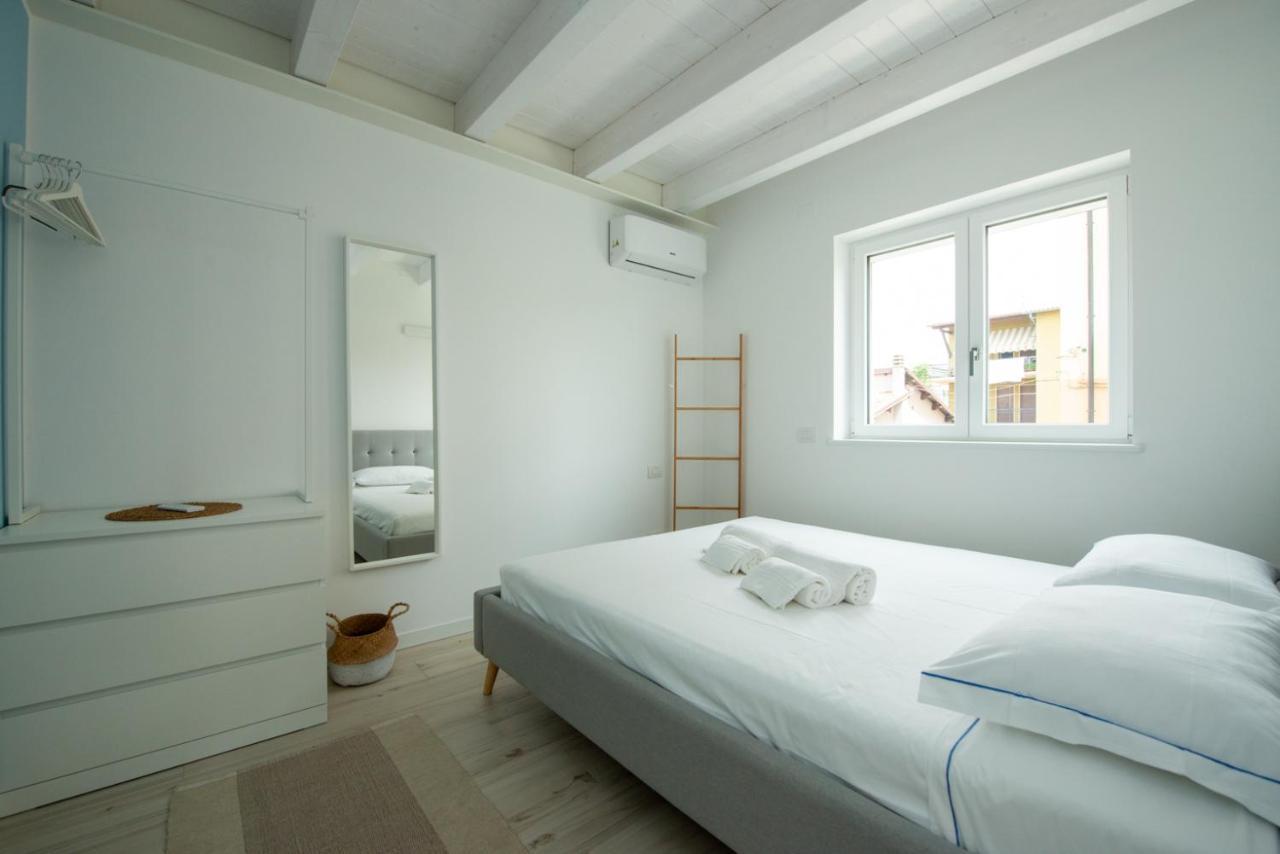 Lake Dream Apartment With Pool In バルドリーノ エクステリア 写真