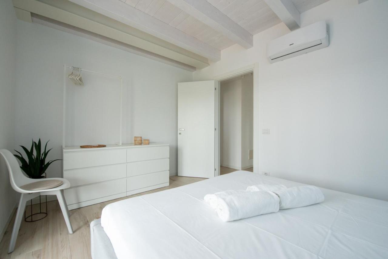 Lake Dream Apartment With Pool In バルドリーノ エクステリア 写真