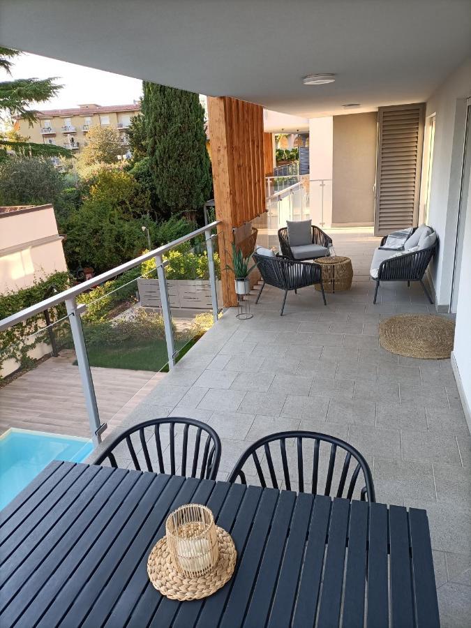 Lake Dream Apartment With Pool In バルドリーノ エクステリア 写真